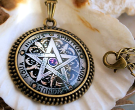 Pendant on Necklace: Wicca Pentagram - 41 mm - Bronze tone Metal