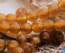 set/2 TRADE BEADS - Handelskralen uit Ghana - ca 11 mm - Amber kleur