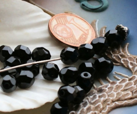 set/20 Beads: CZECH GLASS - Faceted - 6 mm - Black