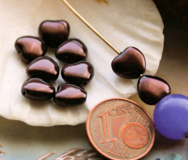 set/9 Beads: Pearl Heart - 8 mm - Dark Golden Brown