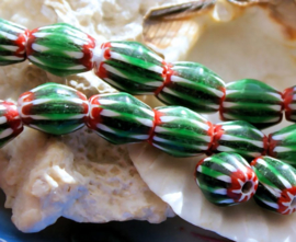 set/2 Chevron TRADE BEADS: Africa India - 12x10 mm - Green White Red