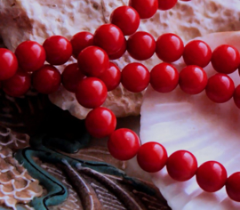 set/10 beads: Coral - Round - 4 or 5 mm - Red