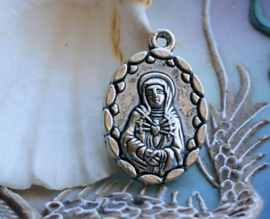 1 Dubbelzijdige Hanger: Maria - Maria Magdalena - Jezus - 27 mm - Antiek Zilver Kleur