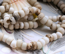 set/10 ANTIQUE FUR TRADE BEADS: Large Padres 1800's - approx 9 mm - Off White