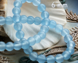 set/* beads: Blue Quartz - Round - 6 mm or 8 mm