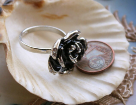 Ring: Rose - Size: adjustable > 17 mm - Antique Silver Tone/Black