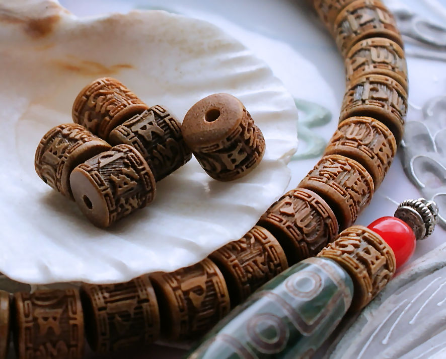 Set/5 Sandalwood Mantra beads - 8 mm tube