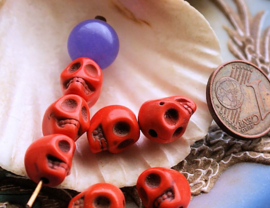 set/5 Beads: SKULL Howlite - 10x8 mm - Orange