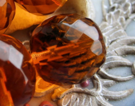 1 Large Bead: CZECH GLASS - Faceted - 16 mm - Amber