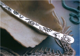 Bookmark: Butterfly & Flowers - 8,2 cm - Antique Silver Tone