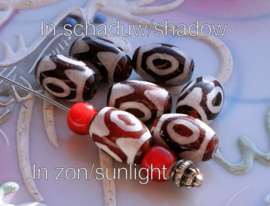 1 mooie Tibetaanse DZI Gebedskraal: Eye Bead - Agaat - 12,5 mm - Bordeaux Oranje