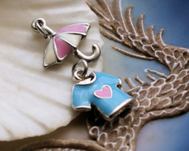 set/2 Enamel Charms: Shirt with Heart + Umbrella - 20+22 mm - Aqua Pink White