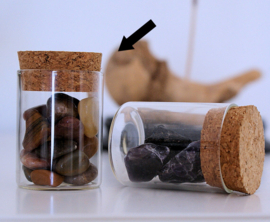 Mineral Dome: Stolpje/Kurk-Flesje met Edelstenen/Mineralen