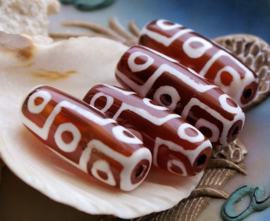 1 large Tibetan DZI Prayerbead: 9 Eyes Bead - Agate - 30 mm