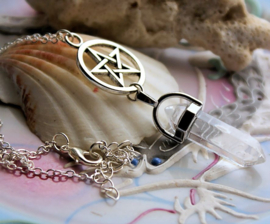 Ketting met Pendel-Hanger & Pentagram: Bergkristal - circa 65 mm lang