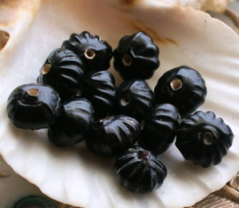 set/12 beads: Melon Glass - 9x7 mm - Black