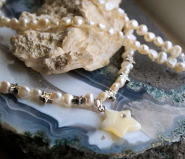 C&G Pearl Necklace: real Freshwater Pearls with Mother of Pearl Star - M