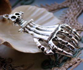 Large Pendant: Skeleton Skull Hand - 63 mm - Antique Silver Tone