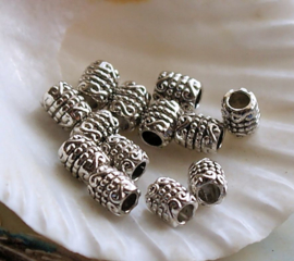 set/10 Detailed Beads: Tube - 6x5 mm - 2,5 mm hole - Antique Silver tone