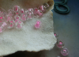 set/100 beads: Spacer Glass - appr 4x3 mm - Transparant and Pink