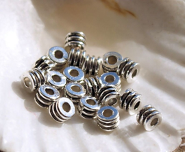 set/10 beads: Tube Spacer - 4x3 mm - 1,5 mm hole - Antique Silver tone
