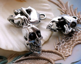 3-D Pendant: Skull (Jaw can move) - 25 mm - Antique Silver tone