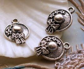 set/2 Charms: Ladies Hat - 19x13 mm - Antique Silver Tone