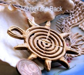 AFRICA: 1 handmade Ashanti Sun Spiral Pendant - Brass - 55x51 mm