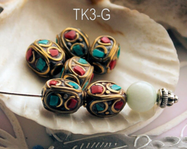 1 handgemaakte Tibetaanse Kraal: Koper met echt Turquoise & Rood Koraal - diverse opties TK3