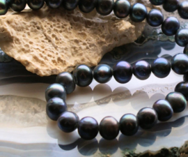 C&G Pearl Necklace: large, real Black Freshwater Pearls