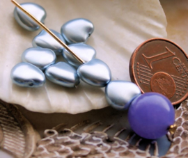 set/9 Beads: Pearl Heart - 8 mm - Light Silk Blue