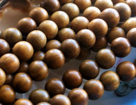 set/15 beads: Sandalwood - 8 mm