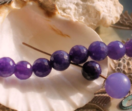 set/6 beads: Candy JADE - Round FACETED - 8 mm - Violet Purple