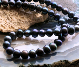 C&G Pearl Necklace: large, real Black Freshwater Pearls