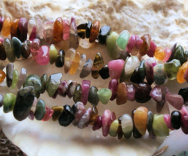 set/30 beads: Tourmaline - Chips - approx 4-7 mm