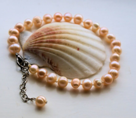 Pearl Bracelet: Peach/Pink Freshwater Pearls - 21-24 cm