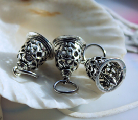 1 Bedel: Tibetaans Boeddhistische Gebeds-Bel - 21x11 mm - Antiek Zilver Kleur