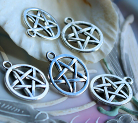 set/5 Bedels: Pentagram Pentakel - 20x16,5 mm - Antiek Zilver of Brons kleur