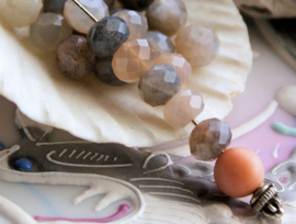 set/5 beads: Moonstone -  Faceted Disc - 7,8x5 mm - White or Gray or Pink