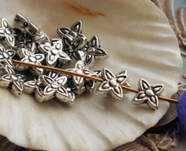 set/20 Beads: Lucky Flower - 6,5 mm - Antique Silver Tone Metal
