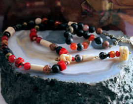 C&G Ritueel Collier: BloodRed - Bone Skull Gemstones Coral