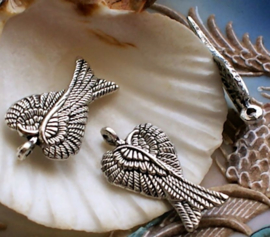 1 Charm: Angel or Fairy Wings - 29 mm - Antique Silver Tone