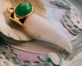 1 Tooth shaped Pendant: Jade Rose Quartz Larkivite - 57 mm