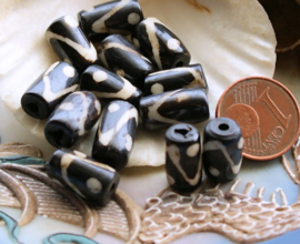 set/6 Batik Bone Beads - Tube - approx 12x7 mm - Black + Off White