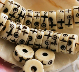 BONE:  set/5 Prayer Beads - Tibet - Heishi - 10x3,5 mm - Off-White Black