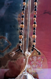 C&G Ritual Necklace: the Priest(ess) - Antler Teeth Skulls Gemstones
