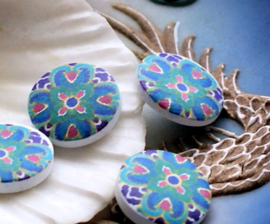 set/4 Cabochons: Wood with Floral decoration - 15 mm