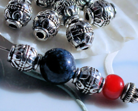 set/3 beads: LOTUS - 8x7 mm -  Antique Silver tone metal