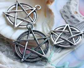 Hanger: Pentagram Pentakel - 31x28 mm - Antiek Zilver Kleur Metaal