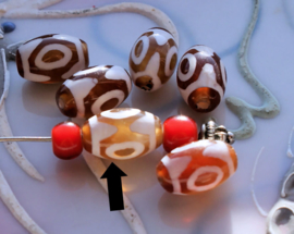 1 mooie Tibetaanse DZI Gebedskraal: Eye Bead - Agaat - 12,5 mm - Bordeaux Oranje